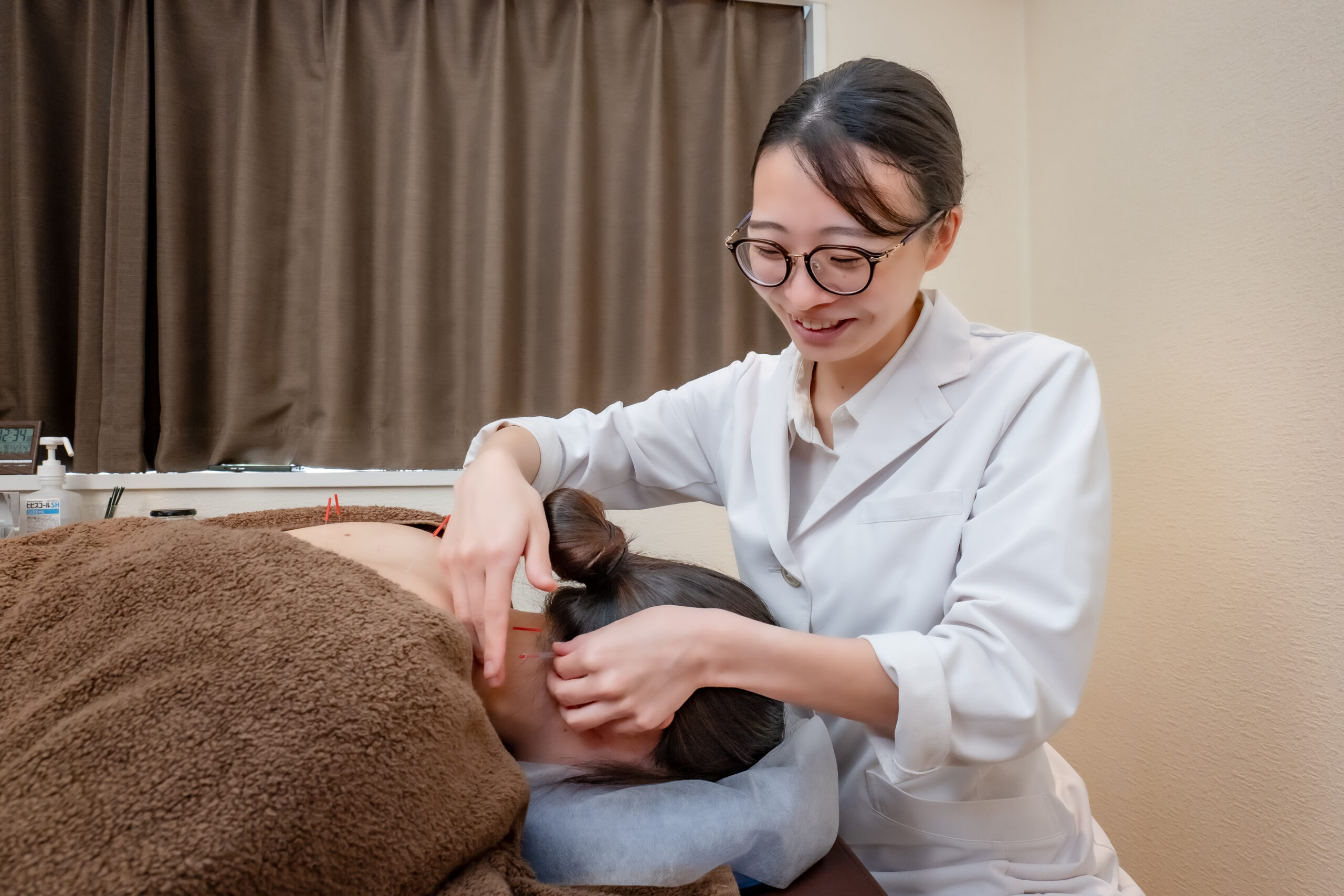痙性斜頸とは？首が勝手に動いてしまう理由と鍼灸アプローチ